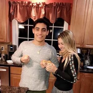 Meet your Posher, Gianni